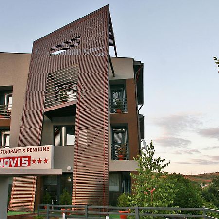 Pensiunea Novis Iasi Exterior photo