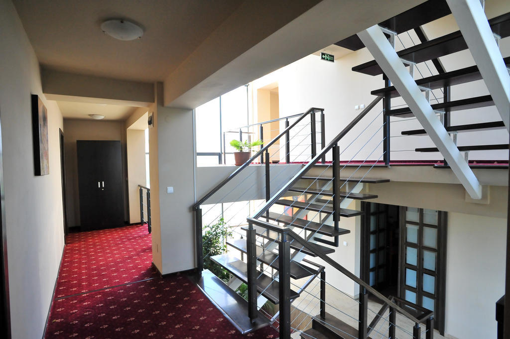 Pensiunea Novis Iasi Exterior photo